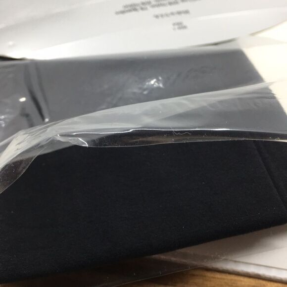 Vintage Victoria’s Secret Matte Opaque Pantyhose Tights Jet Black Sz Small - Picture 11 of 12